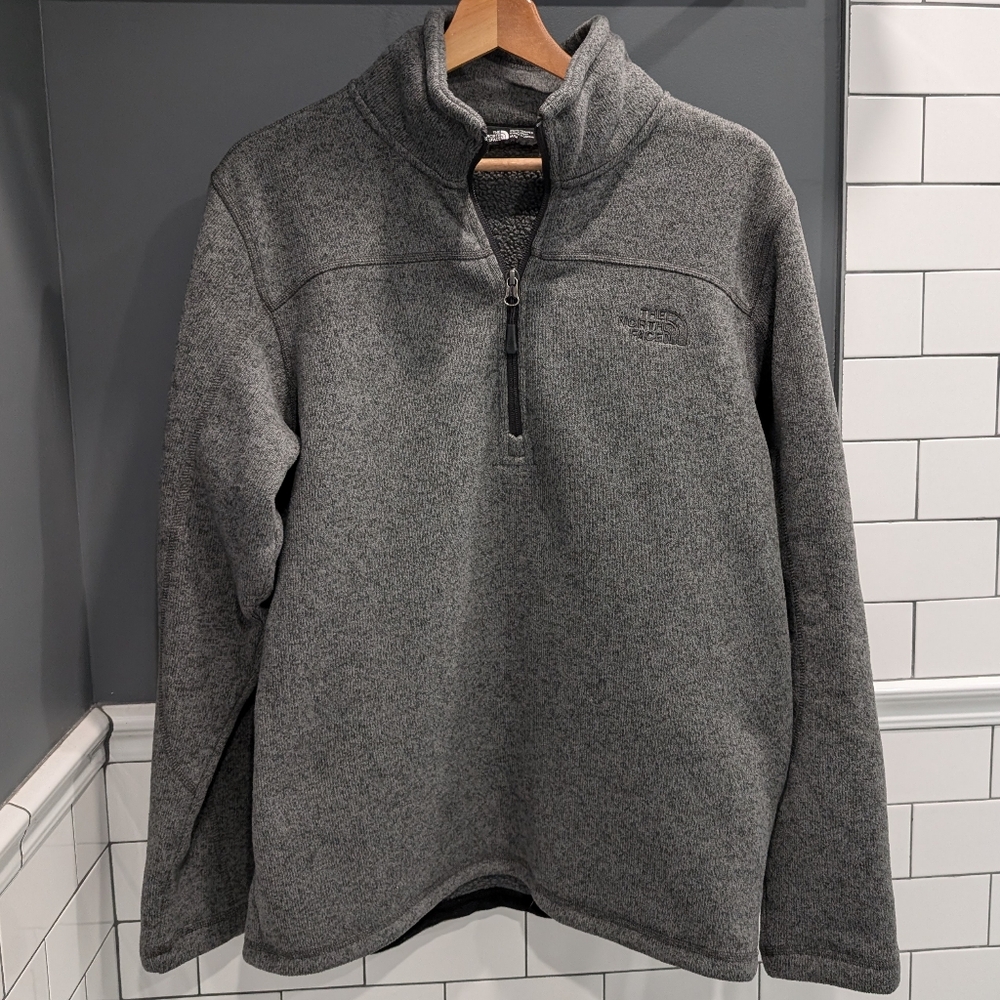TNF Sweater Fleece Pullover